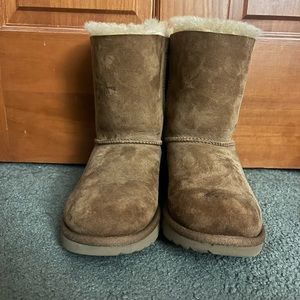 Ugg Boots with Bows